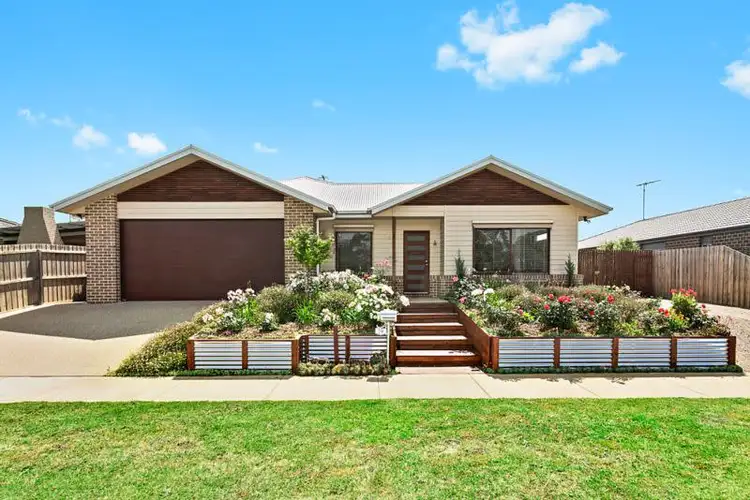 19 Darriwell Drive