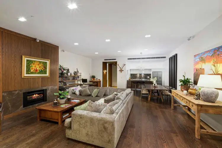 202/150 Clarendon Street, East Melbourne VIC 3002