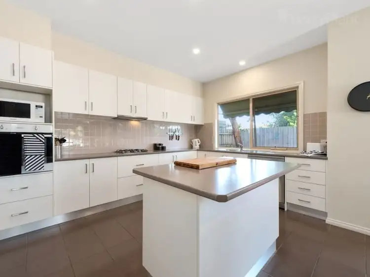 Fourth view of Homely unit listing, 2/17 Iris Crescent, Boronia VIC 3155