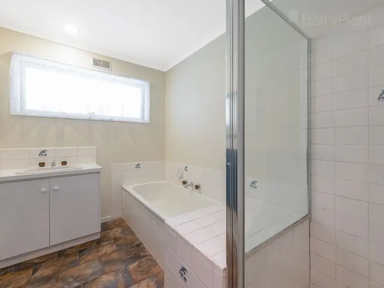 Sixth view of Homely house listing, 4 Stafford Court, Bayswater North VIC 3153