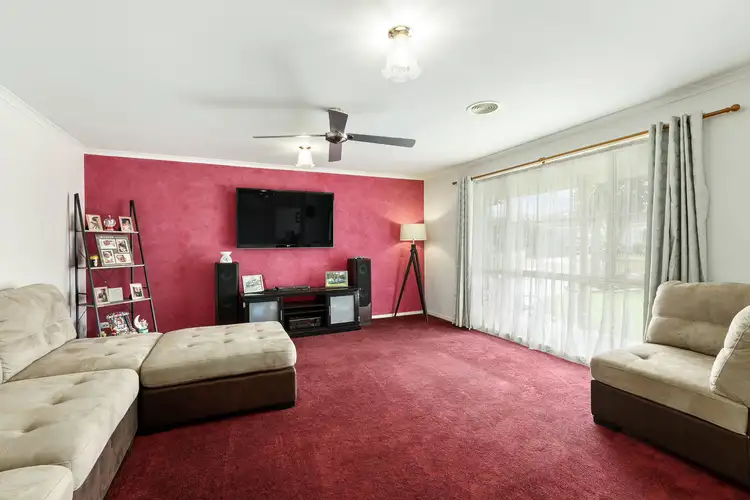 Second view of Homely house listing, 5 Jenner Close, Mornington VIC 3931