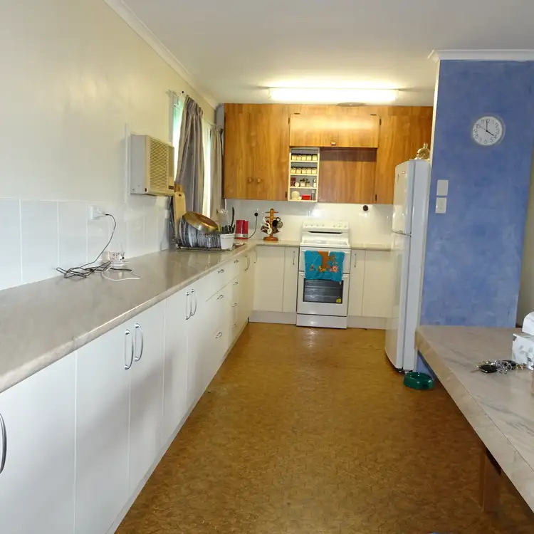 Fifth view of Homely house listing, 2 Ginns Road, Childers QLD 4660