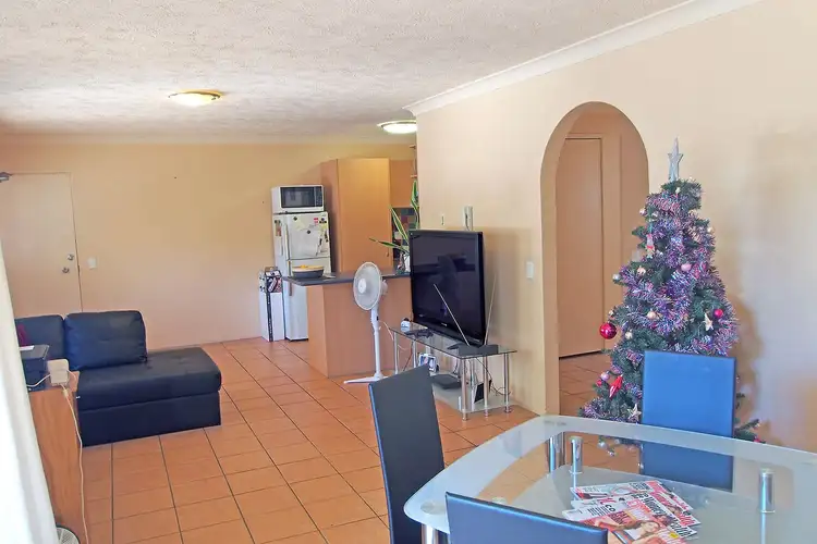 4/5 Brett Avenue, Labrador QLD 4215