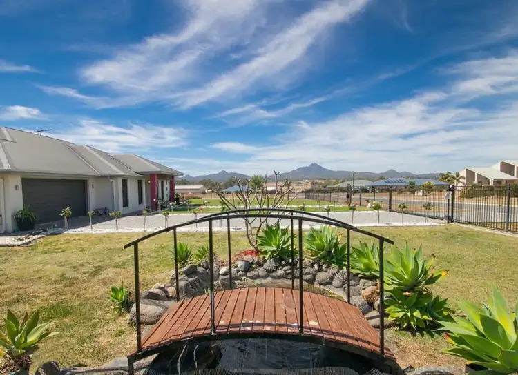 12-14 Peak Court, Peak Crossing QLD 4306