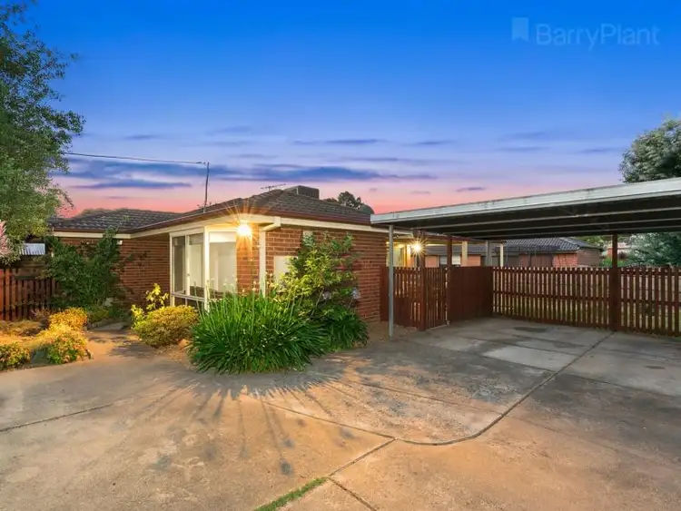2/16 Lance Road, Bayswater VIC 3153
