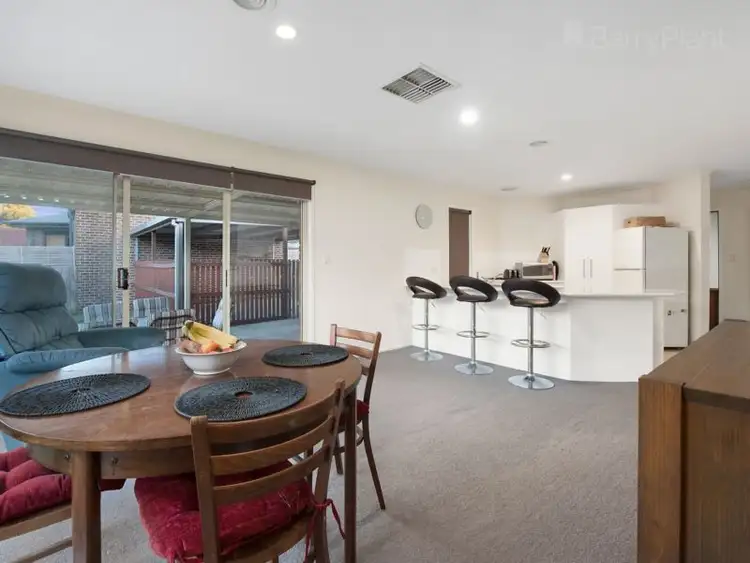 Fourth view of Homely unit listing, 2/16 Lance Road, Bayswater VIC 3153