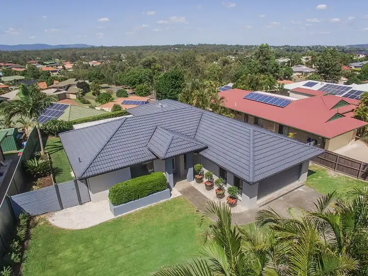 6 Rosehill Court, Brassall QLD 4305