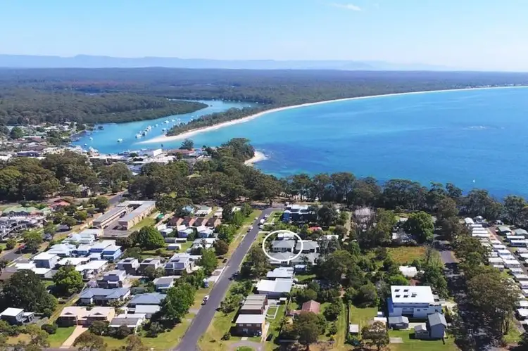 1/14 Duncan Street, Huskisson NSW 2540