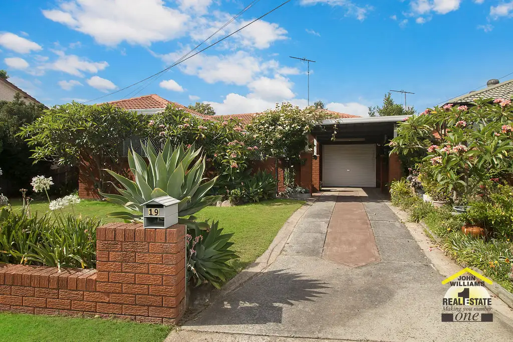 Main view of Homely house listing, 19 Harrow Avenue, Lansvale NSW 2166