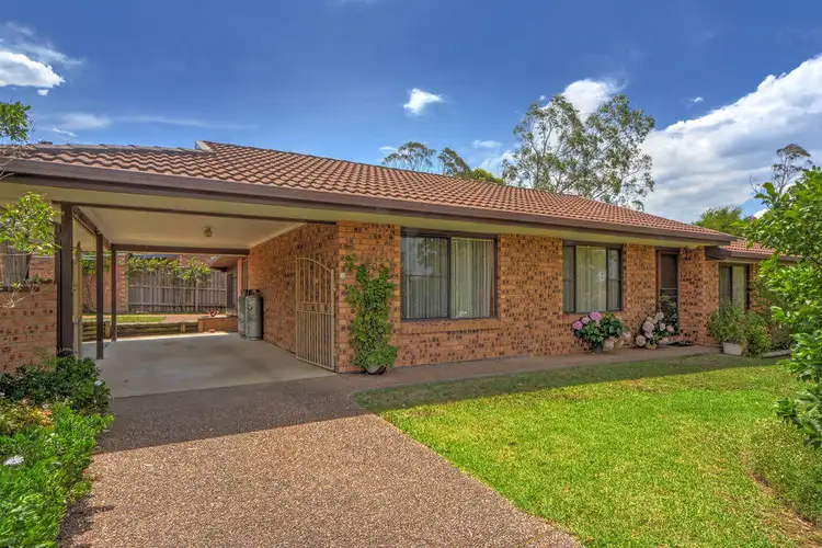 13 Farrelly Place, Bomaderry NSW 2541