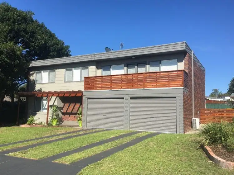 2 Monk Crescent, Bomaderry NSW 2541