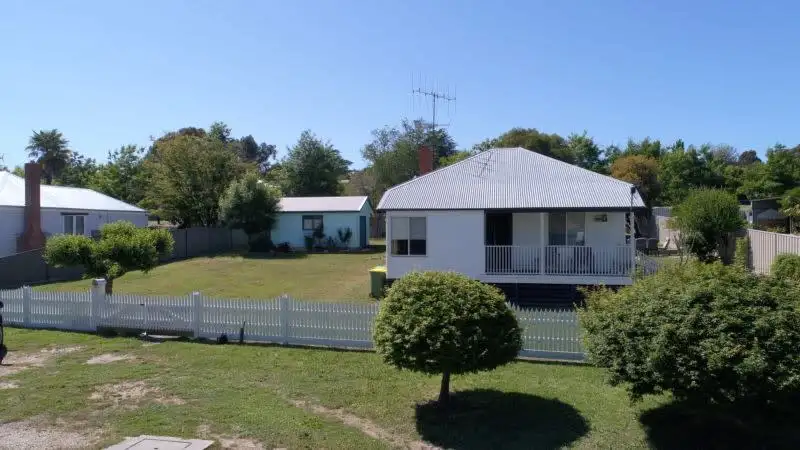 Main view of Homely house listing, 3 John Crescent, Beechworth VIC 3747