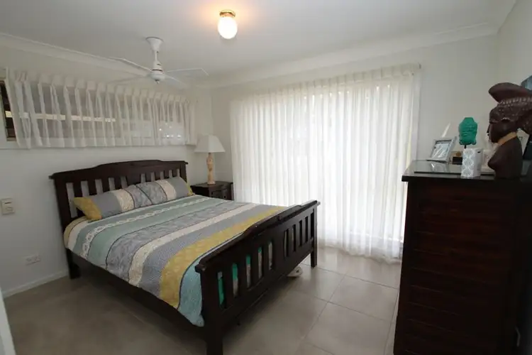 Sixth view of Homely villa listing, 2/21 Lachlan Avenue, Tuncurry NSW 2428