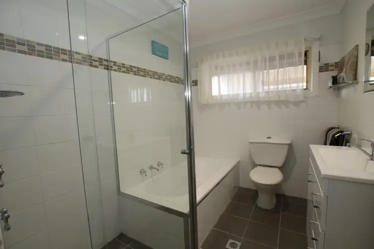 Seventh view of Homely villa listing, 2/21 Lachlan Avenue, Tuncurry NSW 2428