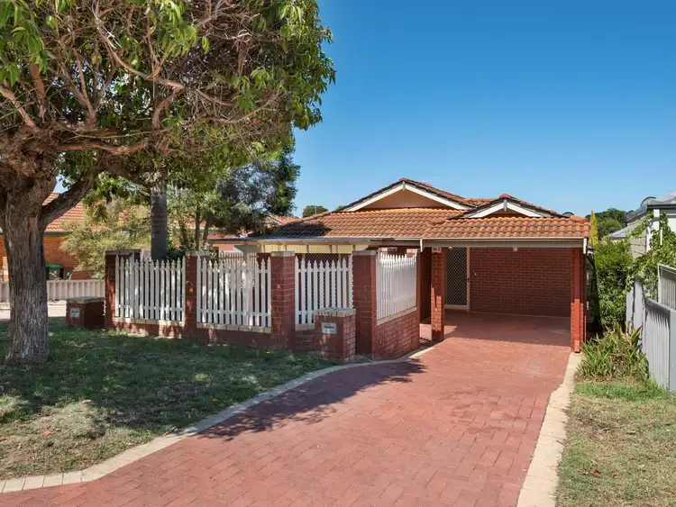 174 A RAVENSCAR STREET, Doubleview WA 6018