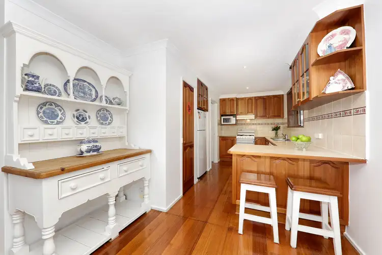 Fifth view of Homely house listing, 1 Bentley Court, Mulgrave VIC 3170