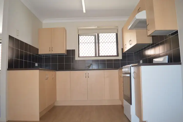 Fifth view of Homely unit listing, 2 & 3/304 Maitland Road, Cessnock NSW 2325