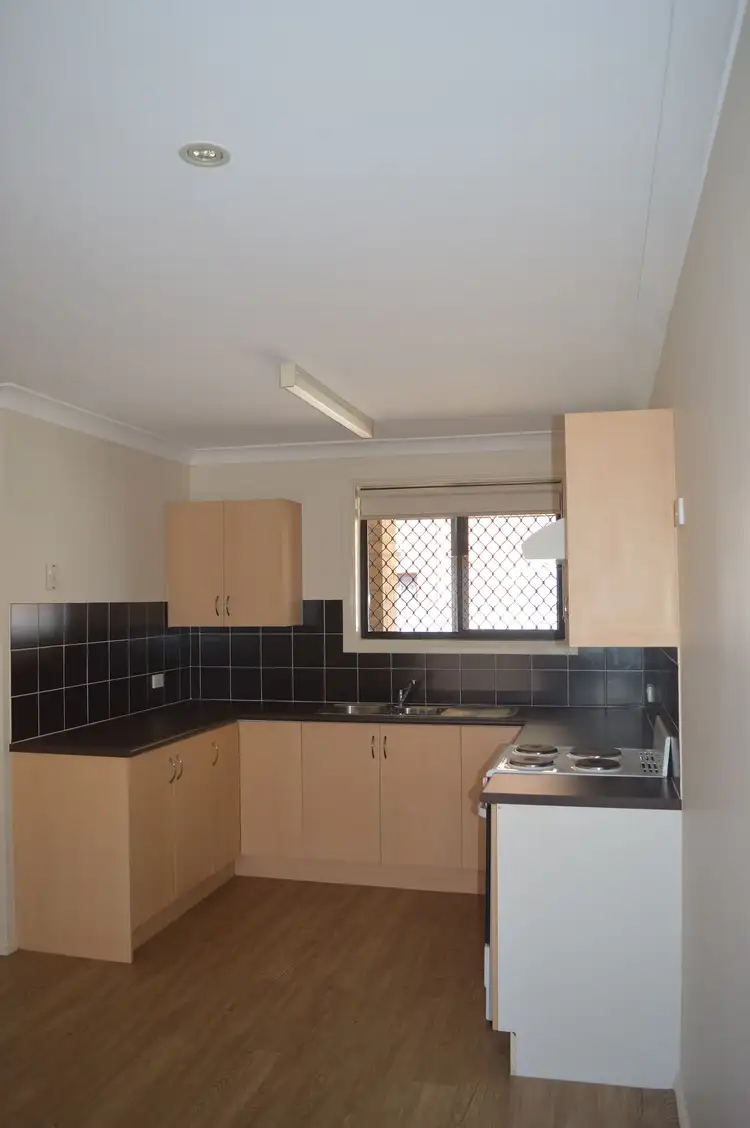 Sixth view of Homely unit listing, 2 & 3/304 Maitland Road, Cessnock NSW 2325