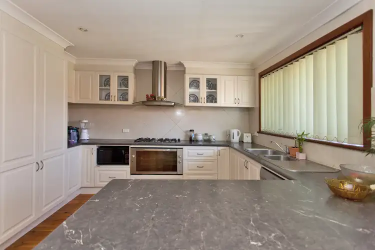 Fourth view of Homely townhouse listing, 1/1059 Calimo Street, North Albury NSW 2640