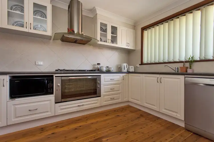 Fifth view of Homely townhouse listing, 1/1059 Calimo Street, North Albury NSW 2640