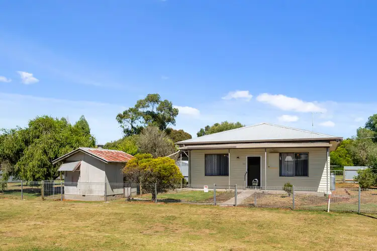 21 Coulston Street, Beeac VIC 3251