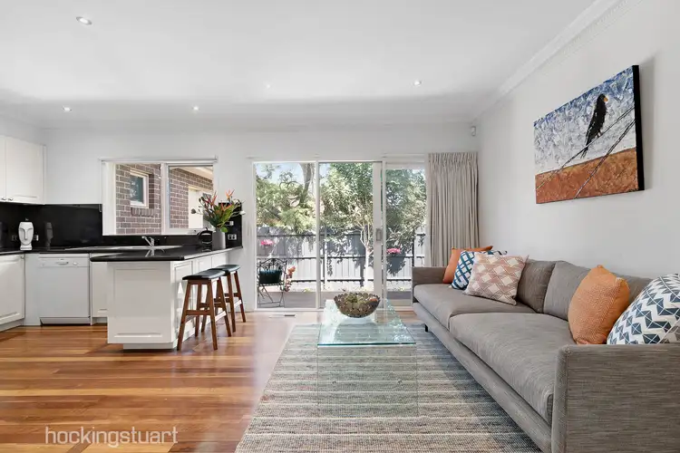 Fifth view of Homely villa listing, 2/34 Winbourne Road, Mount Waverley VIC 3149