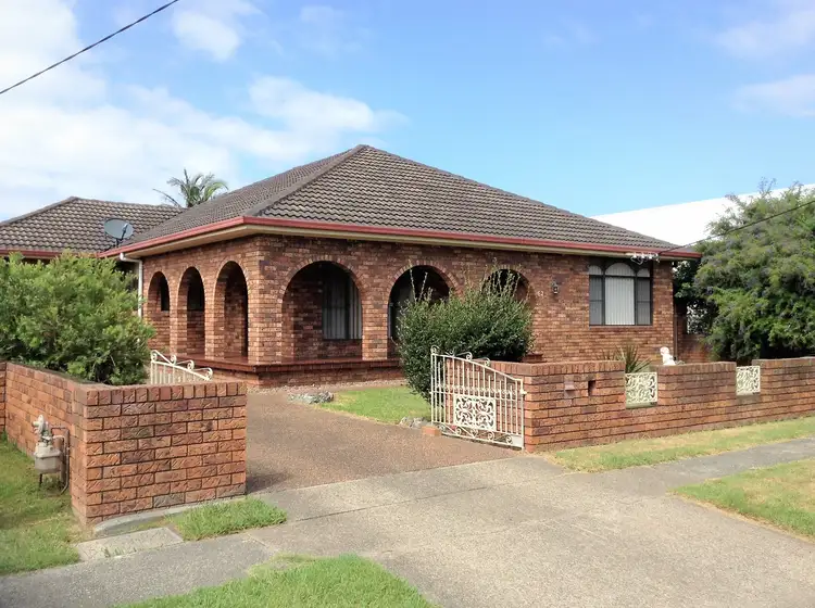 62 Russell Road