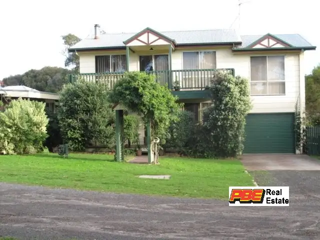 7 MOONAH STREET, Cape Paterson VIC 3995