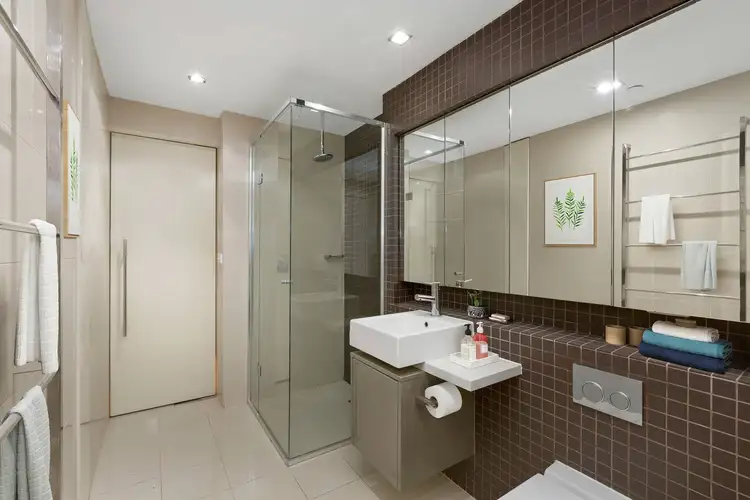 Fourth view of Homely apartment listing, 10/327 Dandenong Road, Prahran VIC 3181