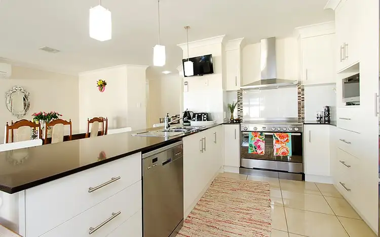Sixth view of Homely house listing, 17 Floribunda Avenue, Warwick QLD 4370