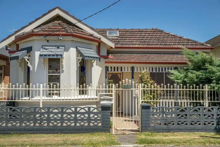 18 Steel Street, Hamilton NSW 2303