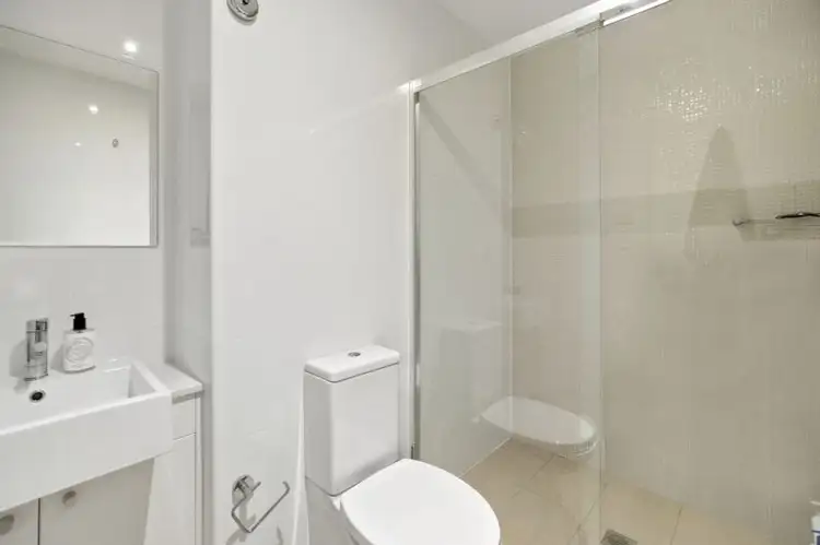 Sixth view of Homely unit listing, 9/69 Oaks Avenue, Dee Why NSW 2099