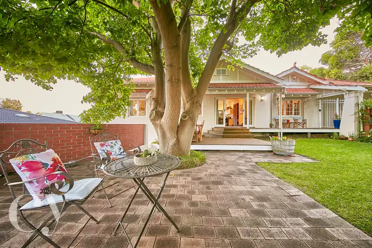 11 Birdwood Circus East, Bicton WA 6157