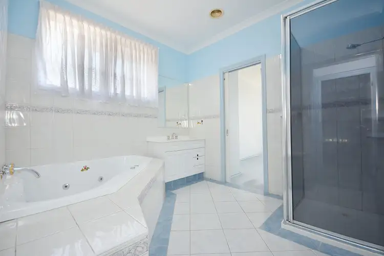 Sixth view of Homely house listing, 15 Maclaren Court, Greenvale VIC 3059