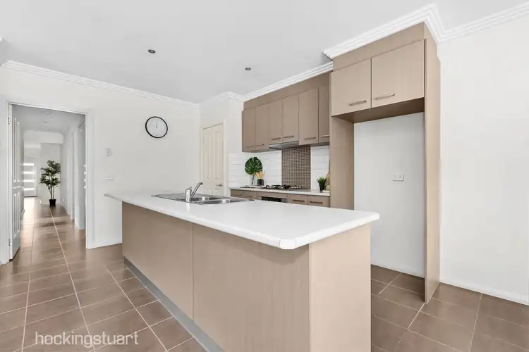 Fifth view of Homely unit listing, 2/30 Bridlepath Drive, Truganina VIC 3029