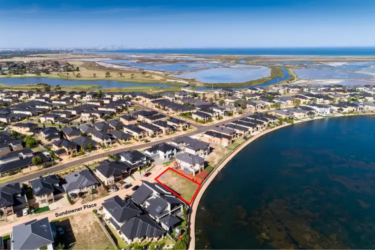 8 Sundowner Place, Sanctuary Lakes VIC 3030