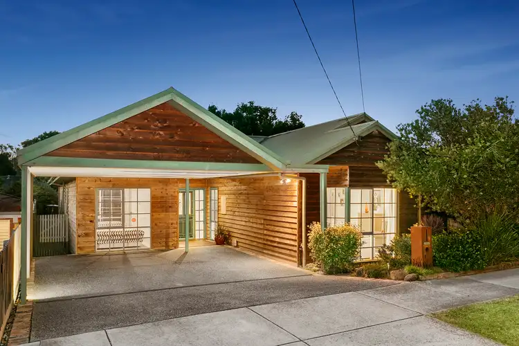 18 Beaver Street, Box Hill South VIC 3128