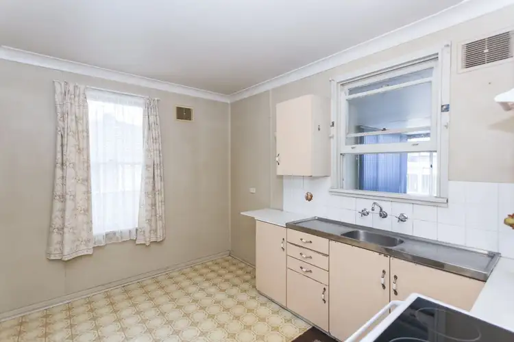 Sixth view of Homely house listing, 15 Windermere Avenue, Woodberry NSW 2322