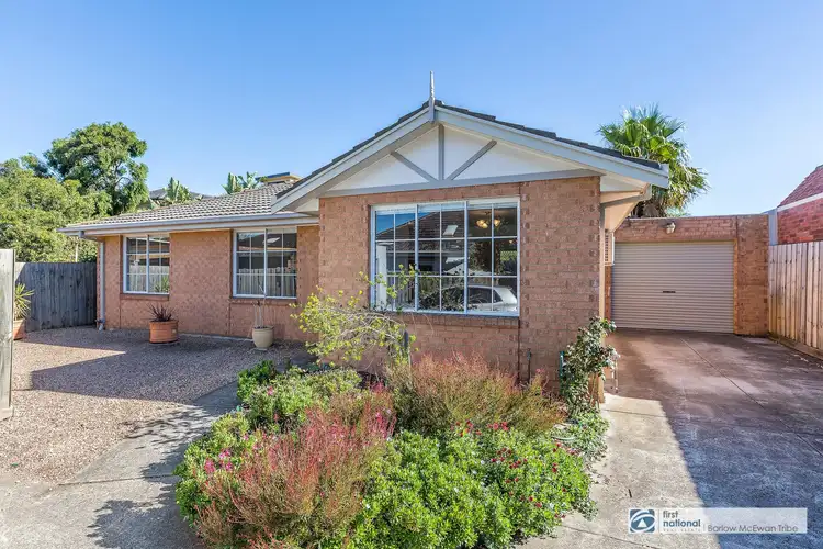 2/67 Queen Street, Altona VIC 3018