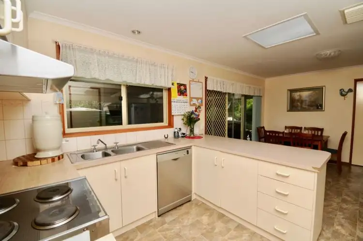 Sixth view of Homely house listing, 38 Simpson Street, Oxley VIC 3678