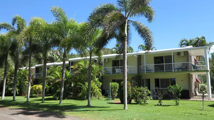 2/22 Armand Way, Arcadia QLD 4819
