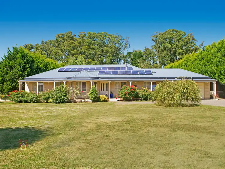 7 Hawkins Drive, Kinglake VIC 3763
