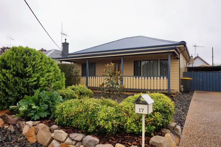 17 Princes Avenue, Goulburn NSW 2580