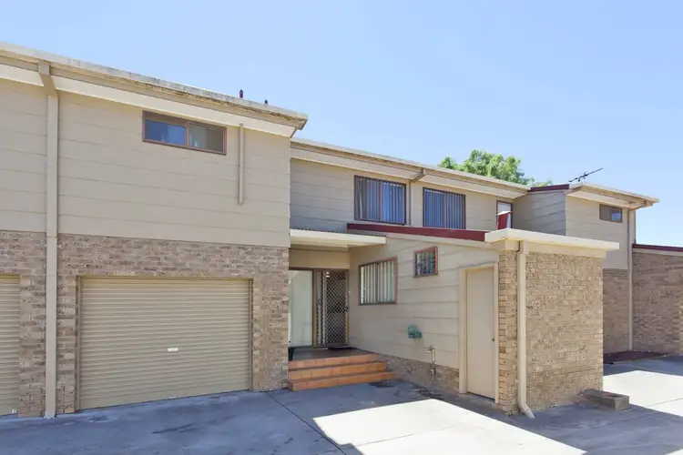2/988 Fairview
Drive, North Albury NSW 2640