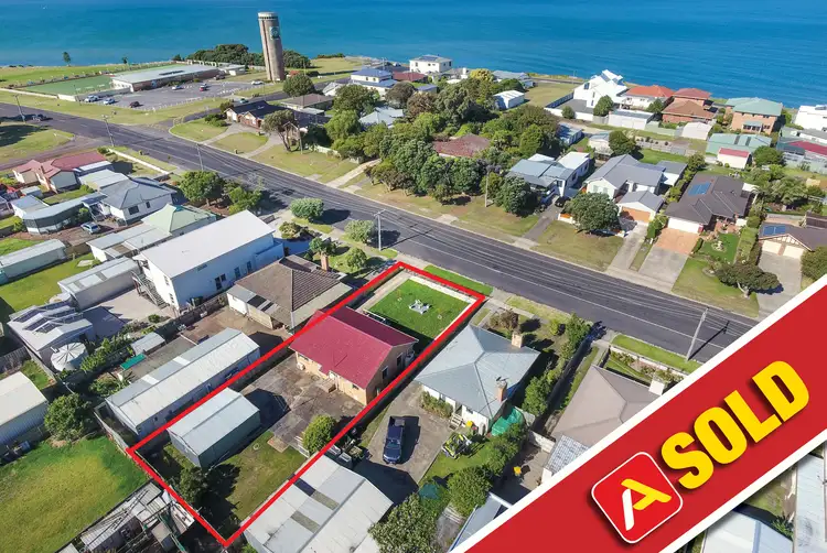 209 Bentinck Street, Portland VIC 3305