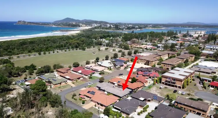 Fourth view of Homely villa listing, 2/28 Pacific Parade, Tuncurry NSW 2428