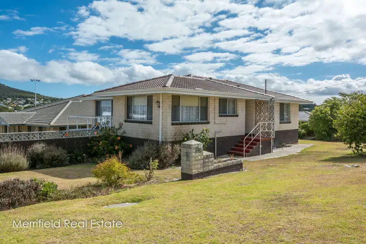 1 Ardeana Crescent, Yakamia WA 6330