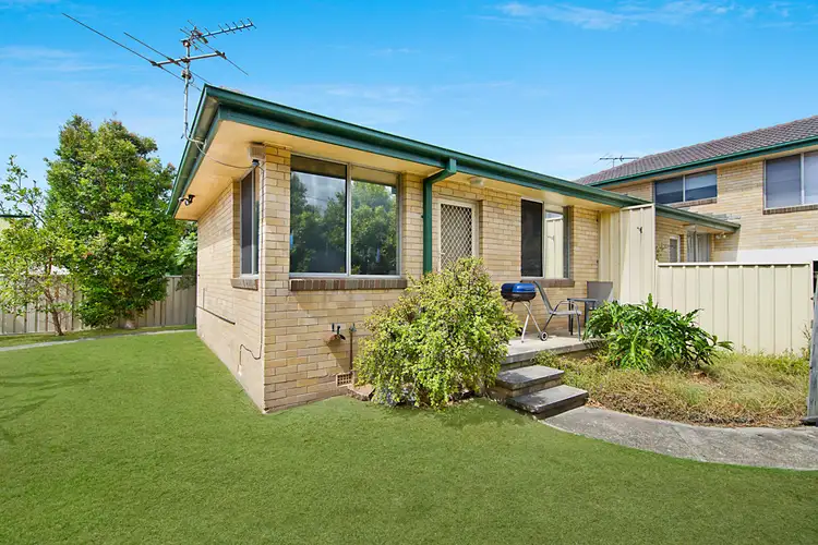 Main view of Homely villa listing, 1/33 Hopkins Street, Merewether NSW 2291