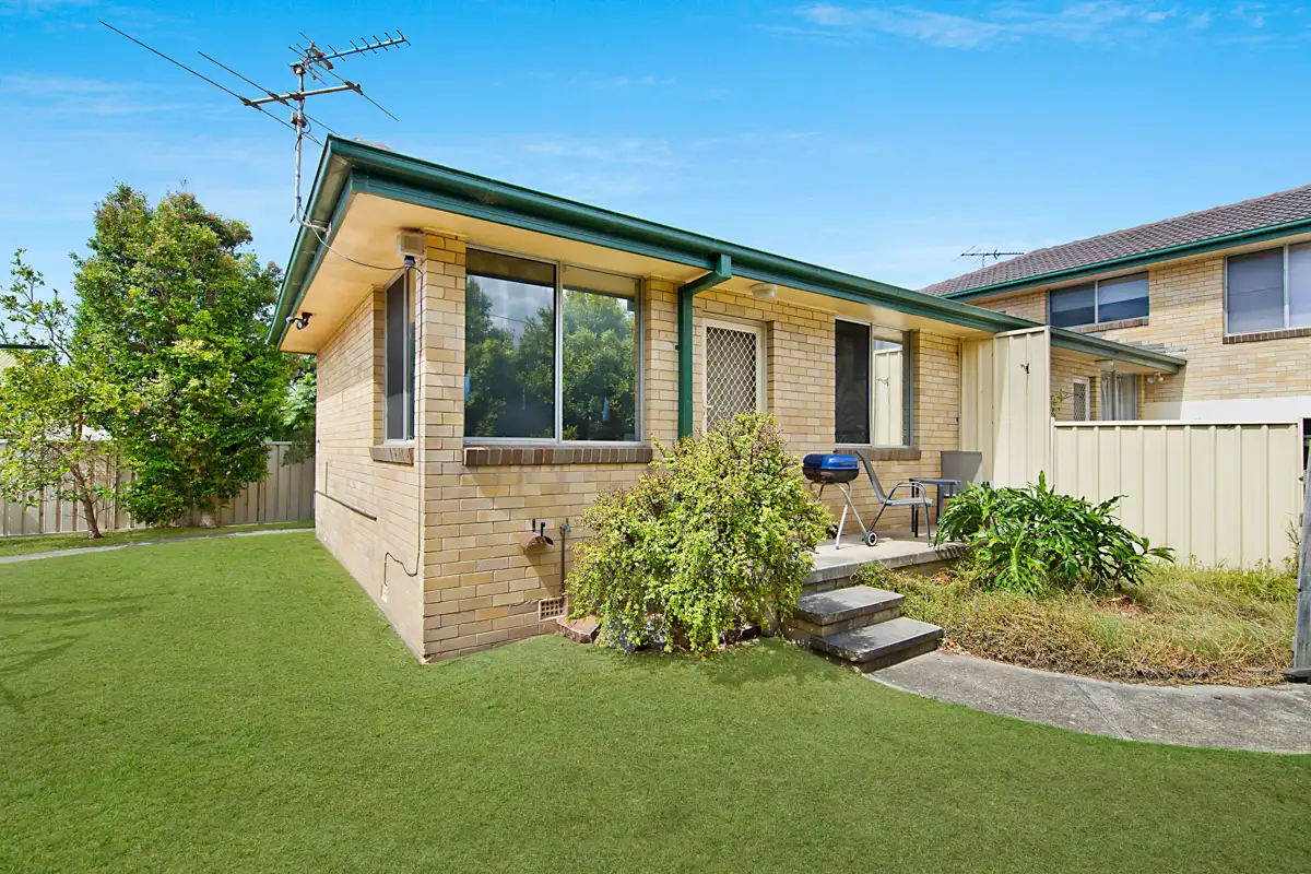 Main view of Homely villa listing, 1/33 Hopkins Street, Merewether NSW 2291