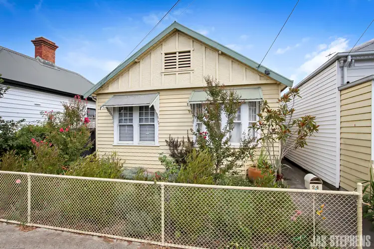 24 Alfred Street, Seddon VIC 3011
